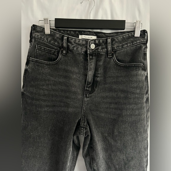PacSun Black Mom Jeans Relaxed Fit Tapered Leg High Rise Size 27 - Picture 6 of 12